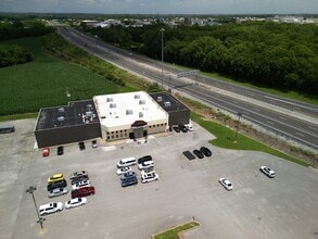 4000 Fort Campbell Blvd, Hopkinsville, KY - Aerial  map view - Image1