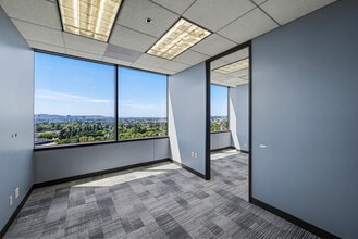 6420 Wilshire Blvd, Los Angeles, CA à louer Photo intérieure- Image 2 de 3