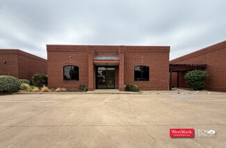 Plus de détails pour 2721 81st St, Lubbock, TX - Bureau à vendre
