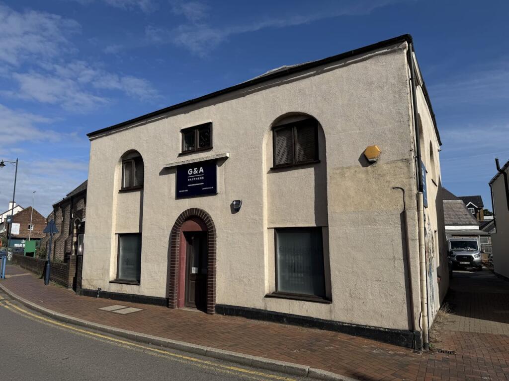 56 London Rd, Hemel Hempstead for lease Primary Photo- Image 1 of 3