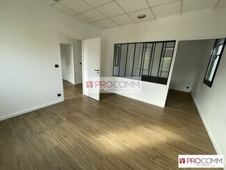 Plus de détails pour Bureau à louer