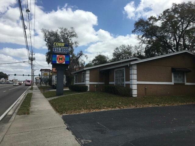 4209 E Busch Blvd, Tampa, FL à vendre - Photo du bâtiment - Image 1 de 1