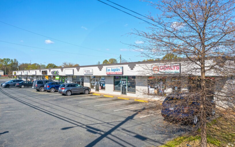 511-555 Morgan Mill Rd, Monroe, NC à louer - Photo du bâtiment - Image 3 de 14