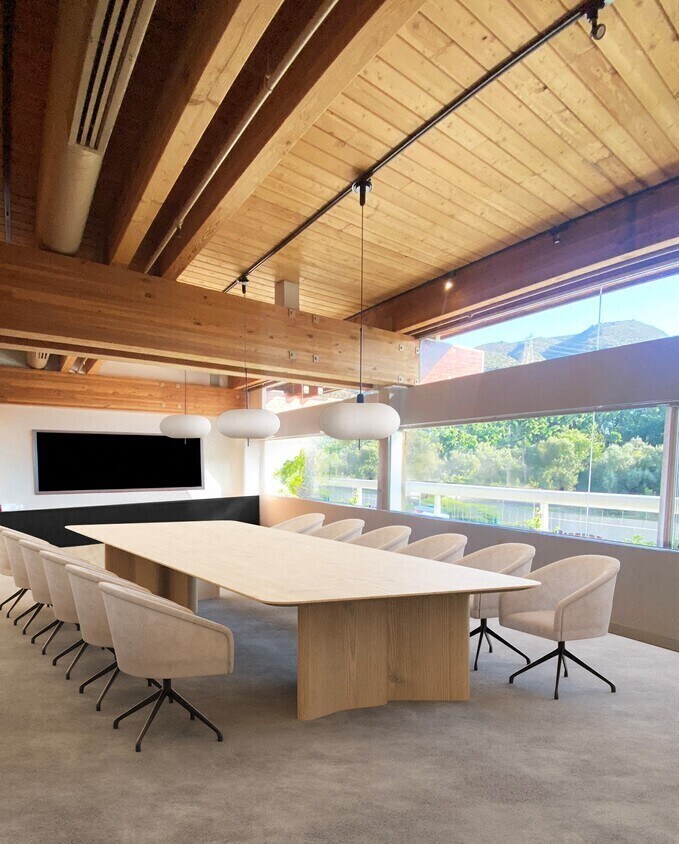 4444 W Lakeside Dr, Burbank, CA à louer Photo du bâtiment- Image 1 de 3