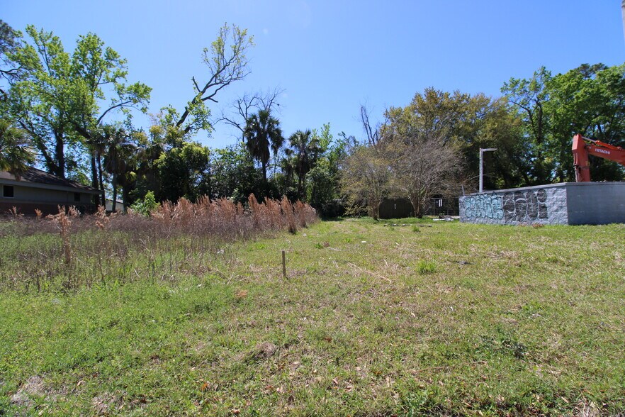 4586 San Juan Ave, Jacksonville, FL à vendre - Photo du bâtiment - Image 3 de 4