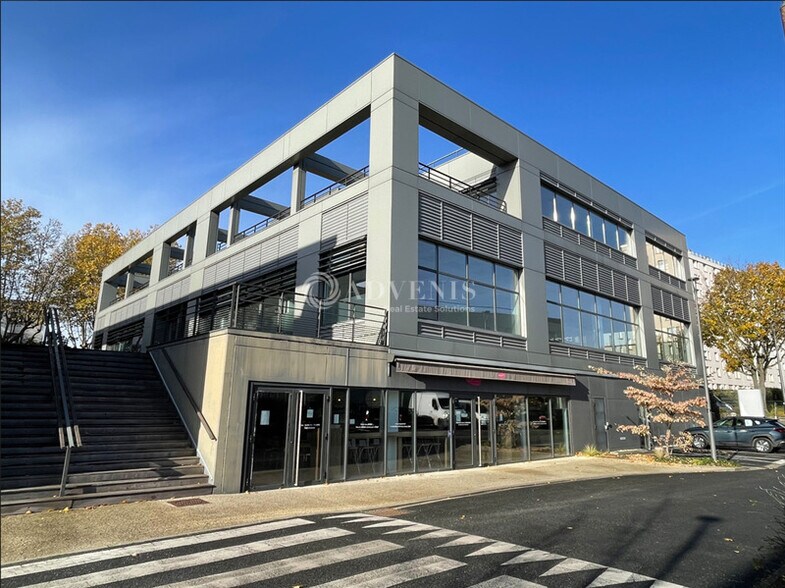 Flex dans Bagneux à louer - Photo du bâtiment - Image 2 de 9