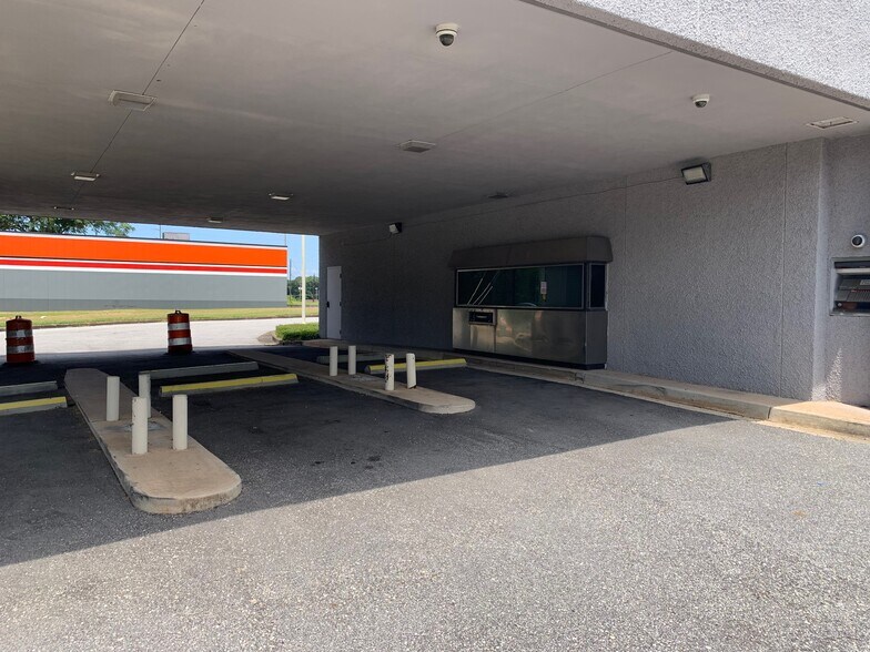 5127 Moffett Rd, Mobile, AL à vendre - Photo du bâtiment - Image 2 de 12