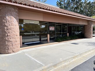 Plus de détails pour 1596 N Moorpark Rd, Thousand Oaks, CA - Vente au détail à louer