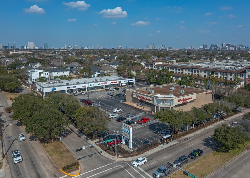 8415-8431 Stella Link Rd, Houston, TX for sale - Building Photo - Image 3 of 4