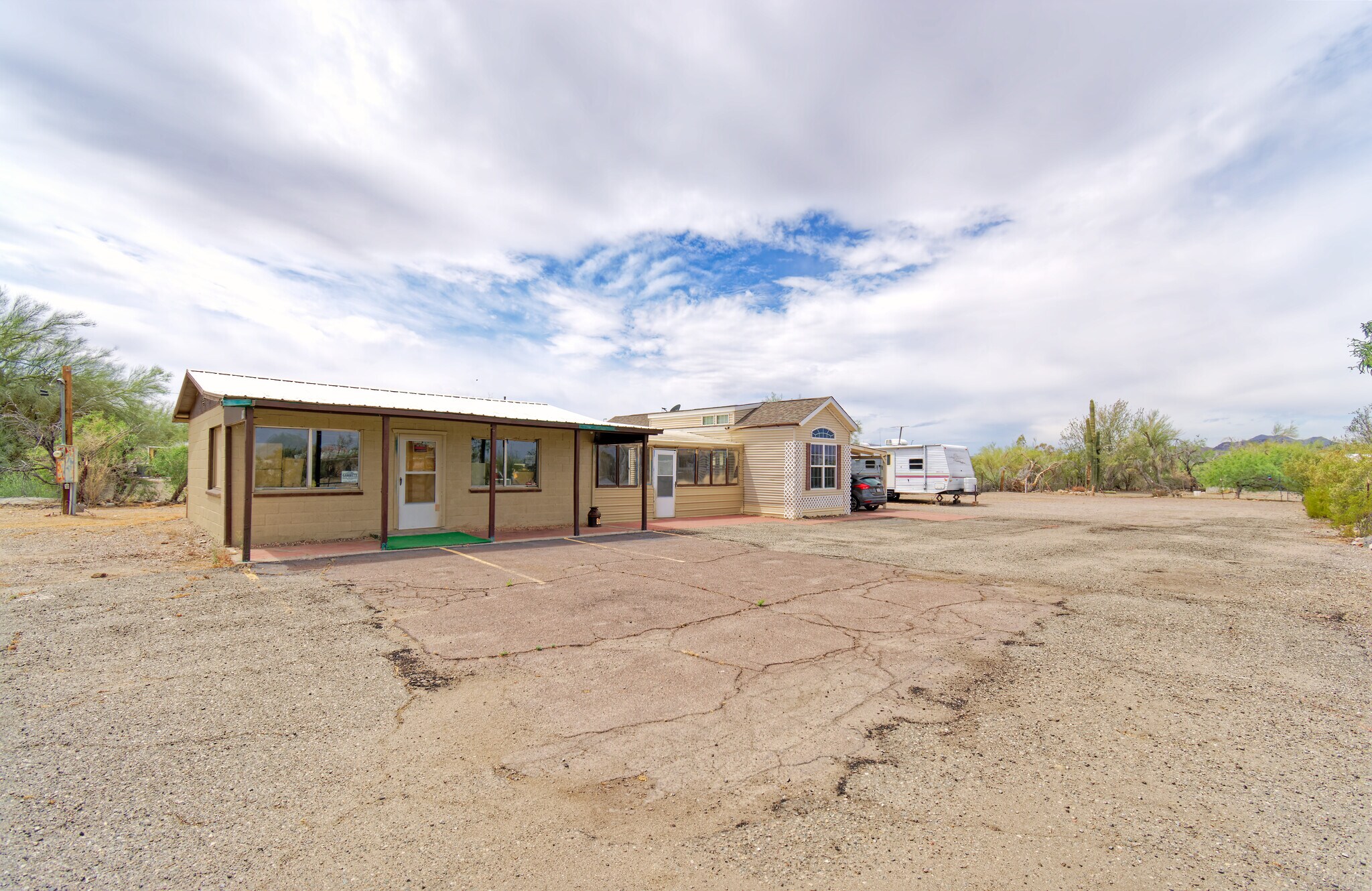 566 Central Blvd, Quartzsite, AZ for sale Primary Photo- Image 1 of 34