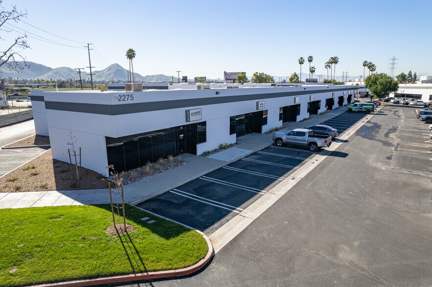 2277 La Crosse Ave, Colton, CA à louer - Photo du bâtiment - Image 3 de 10