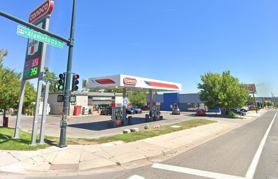 2299 W Alameda Ave, Denver, CO à vendre - Photo du bâtiment - Image 1 de 1