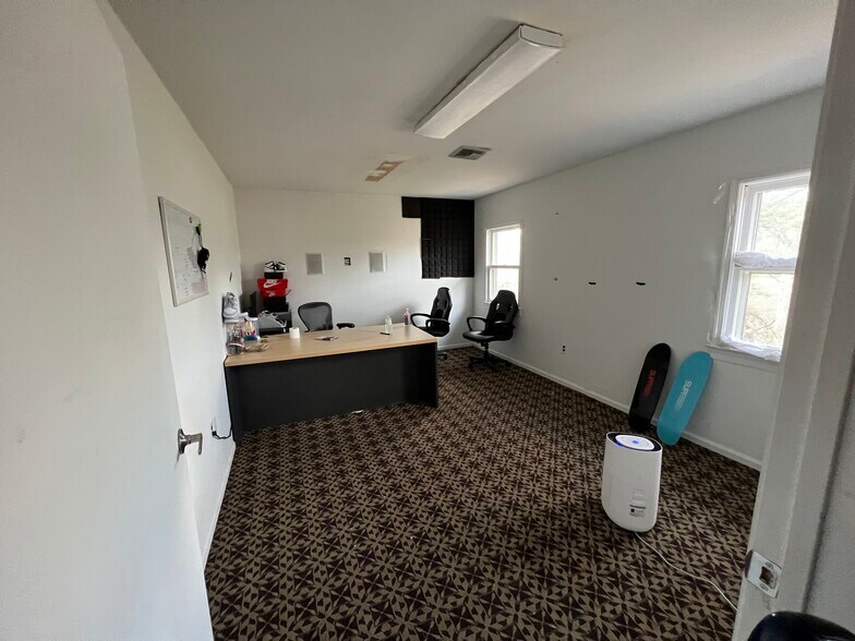 1444 Phoenixville, West Chester, PA for sale - Building Photo - Image 2 of 3