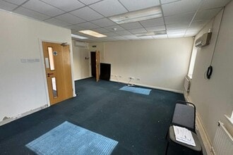 Campbell Ct, Bramley à louer Photo intérieure- Image 1 de 5