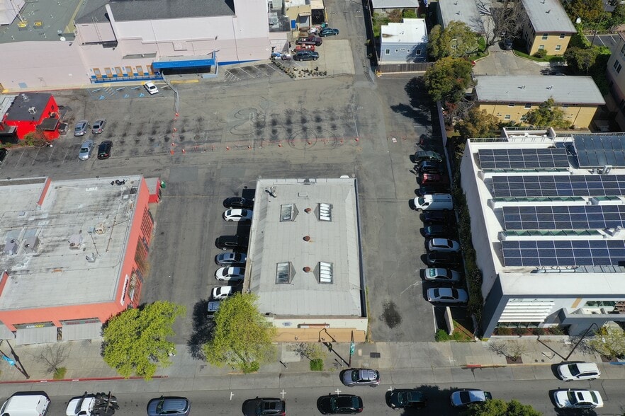 1111 University Ave, Berkeley, CA à vendre - Photo du bâtiment - Image 3 de 10