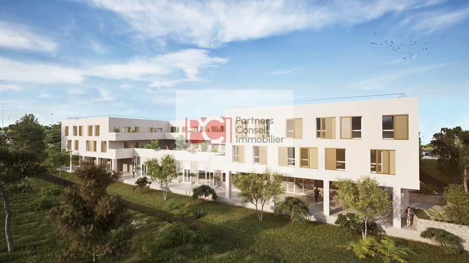 Retail in Lattes for sale - Building Photo - Image 1 of 2