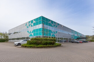 Plus de détails pour Rockingham Dr, Milton Keynes - Coworking à louer