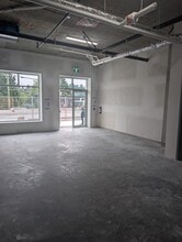 33816 S Fraser Way, Abbotsford, BC for lease Interior Photo- Image 2 of 5