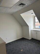 500 Market St, Portsmouth, NH for lease Interior Photo- Image 2 of 5