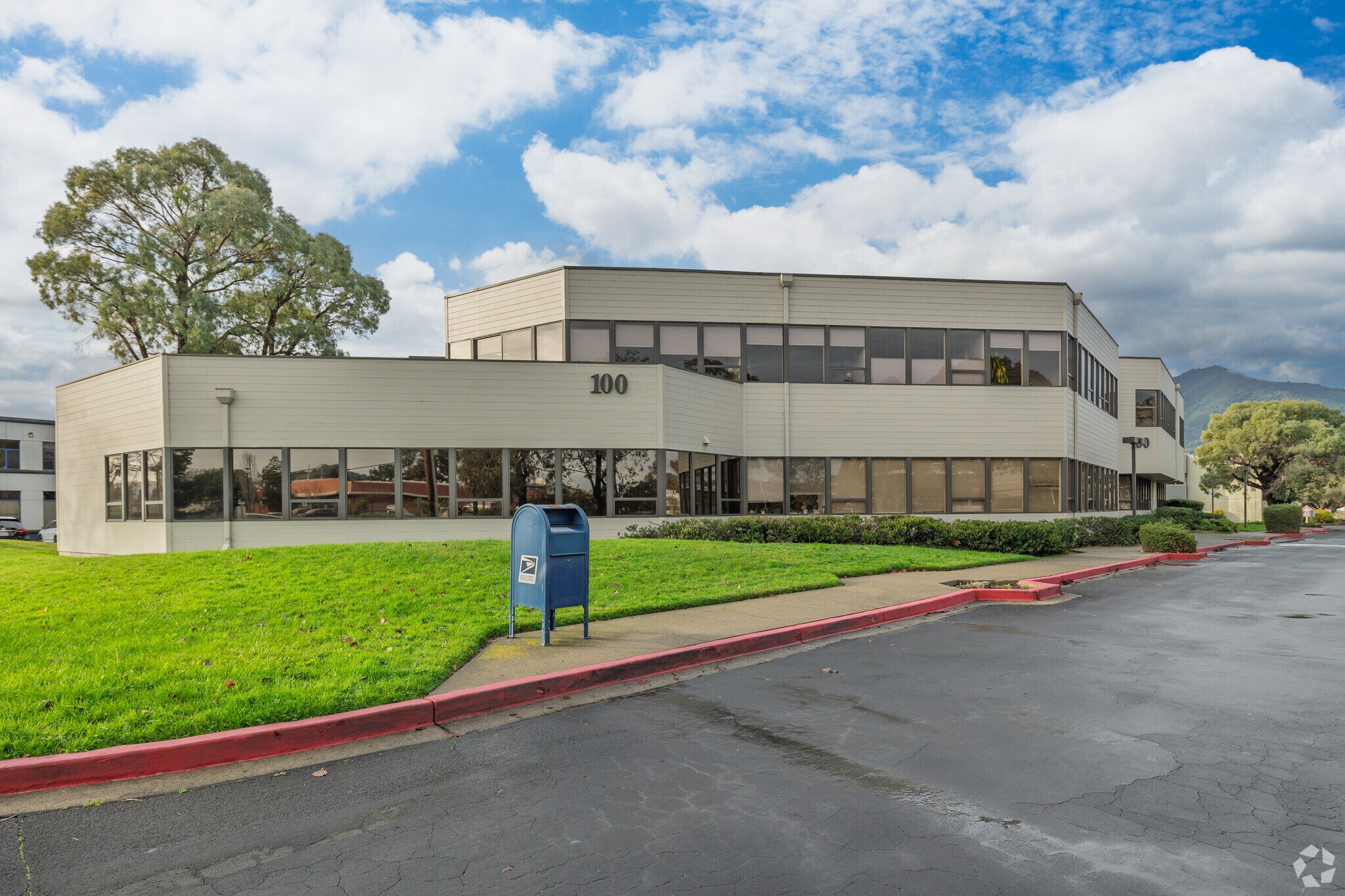 100 Tamal Vista Blvd, Corte Madera, CA for lease Primary Photo- Image 1 of 5