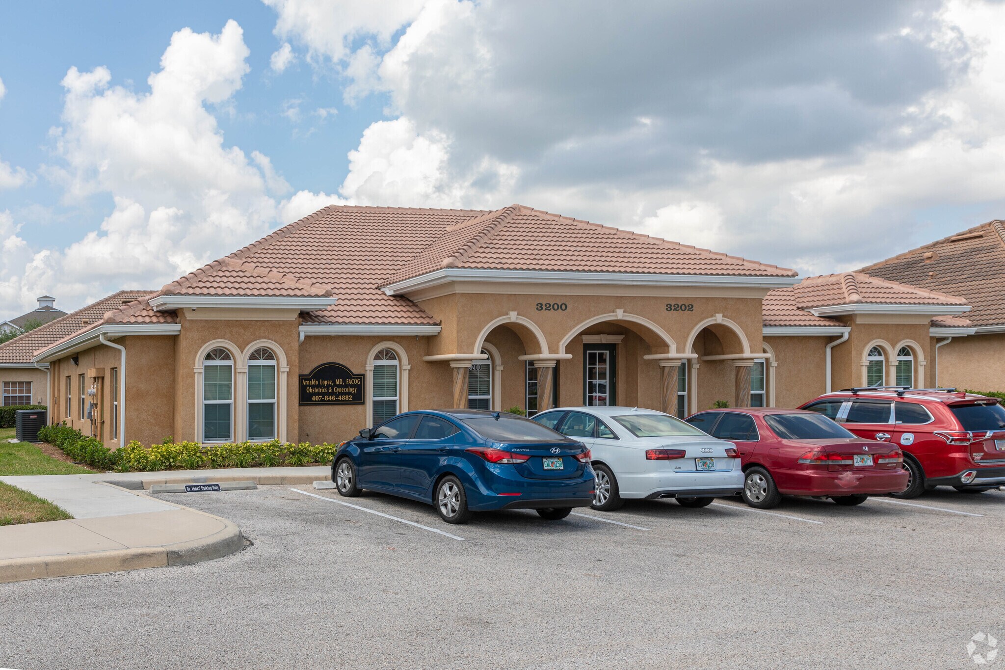 3200 Hillsdale Ln, Kissimmee, FL à louer Photo principale- Image 1 de 5