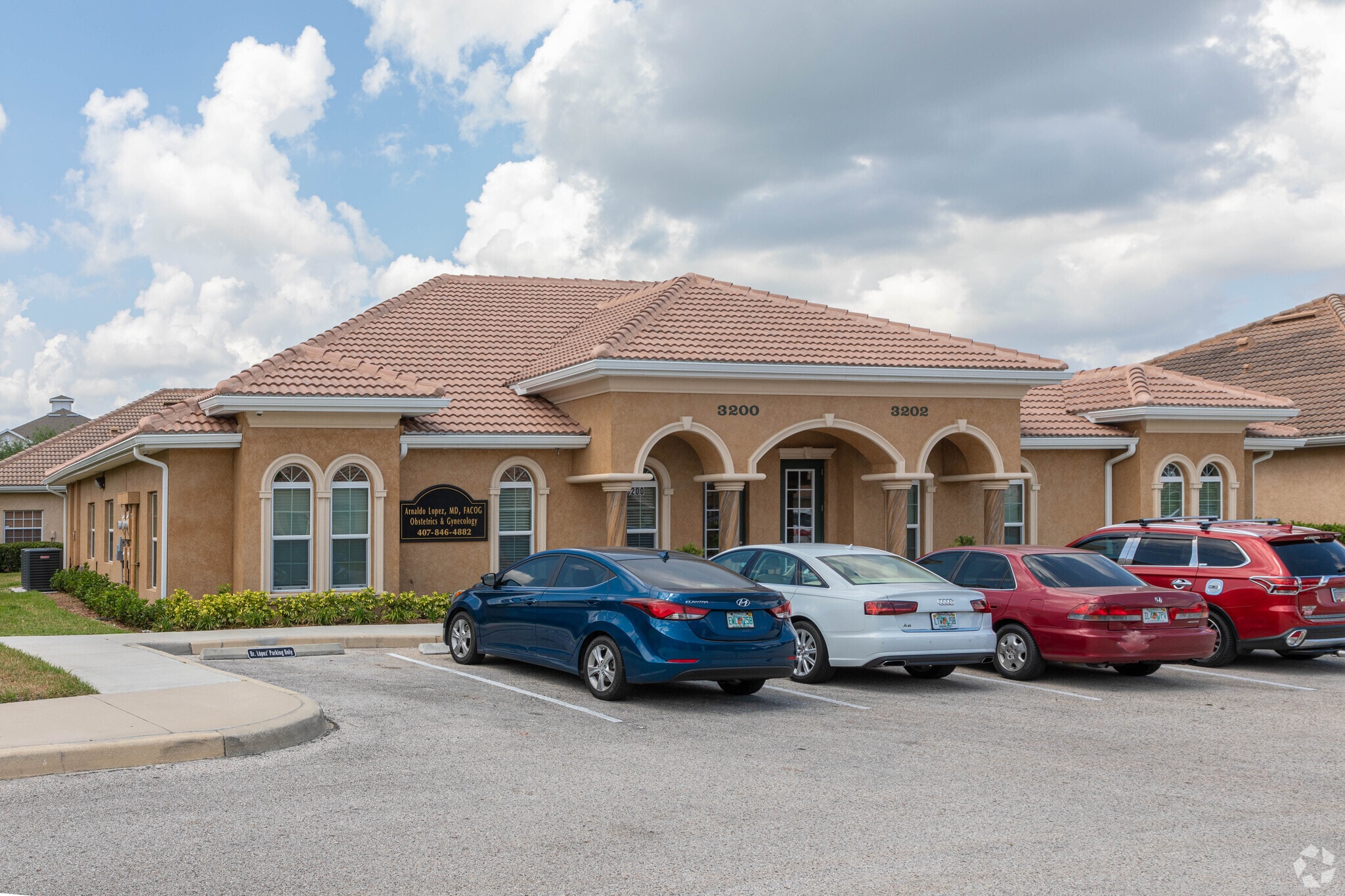 3200 Hillsdale Ln, Kissimmee, FL for lease Primary Photo- Image 1 of 5