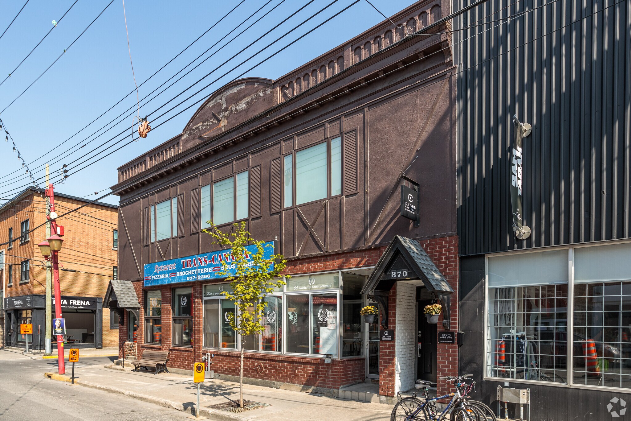 870-898 Rue Notre-Dame O, Montréal, QC à louer Photo principale- Image 1 de 7