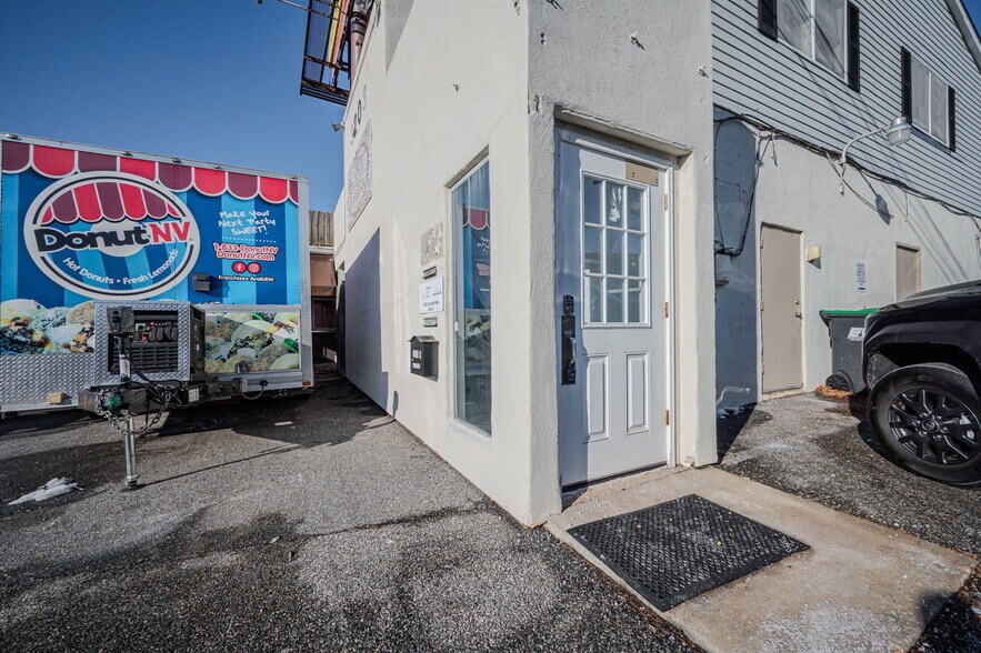 3201-3211 Concord Pike, Wilmington, DE for lease - Building Photo - Image 2 of 22