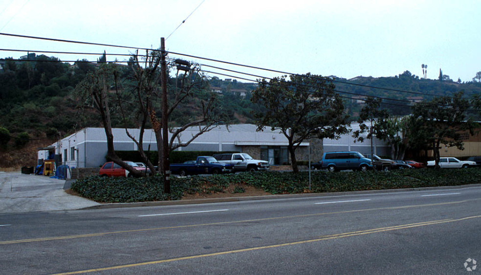 580 Monterey Pass Rd, Monterey Park, CA for sale - Primary Photo - Image 1 of 1