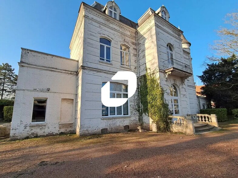 Bureau dans Saint-André-lez-Lille à louer - Photo du bâtiment - Image 2 de 10