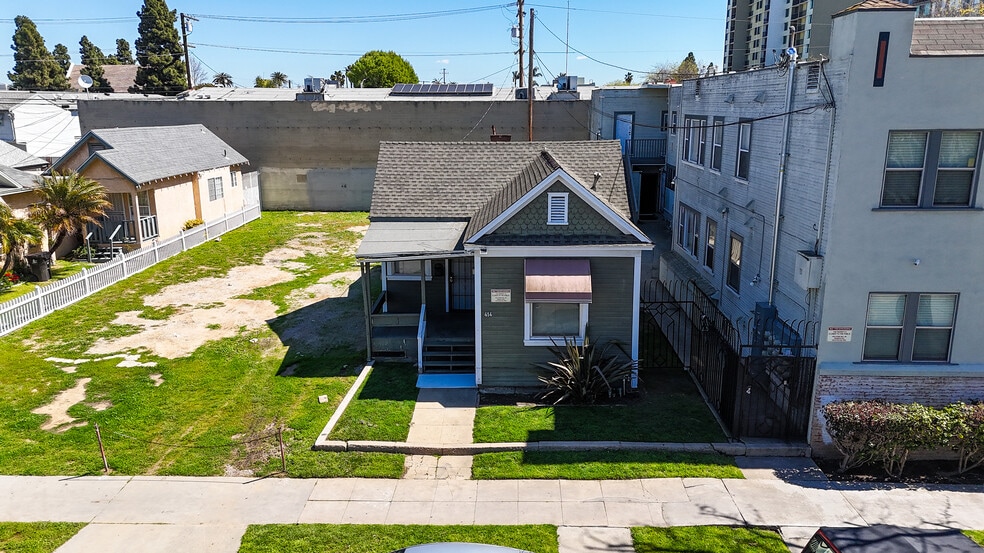 414-416 Linden Ave, Long Beach, CA à vendre - Photo du bâtiment - Image 3 de 14
