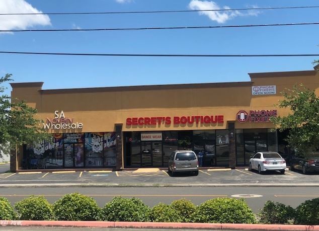 2639 Mossrock Dr, San Antonio, TX for lease Primary Photo- Image 1 of 5