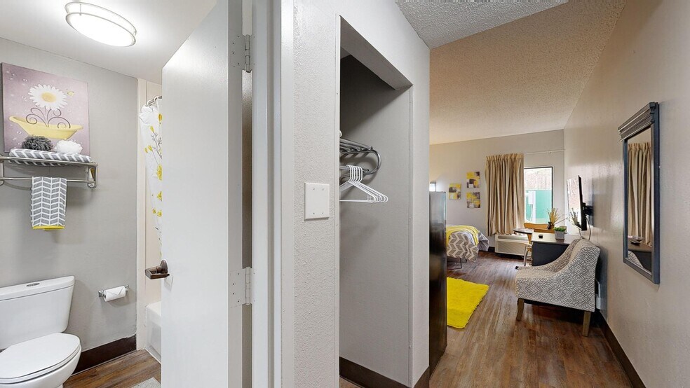 21 Chateau Dr, Rome, GA à vendre - Numérisation 3D de Matterport - Image 3 de 19