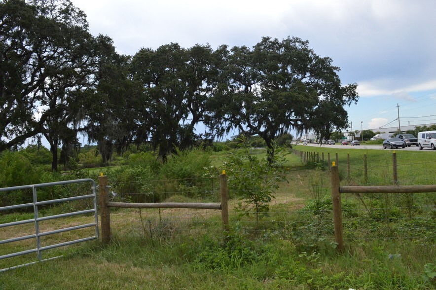 4715 Recker Hwy, Winter Haven, FL à vendre - Photo du bâtiment - Image 3 de 16