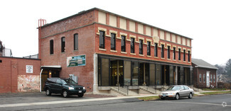 Plus de détails pour 200 Exchange St, Chicopee, MA - Bureau/Commerce de détail à louer