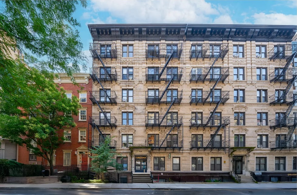 236 W 15th St, New York, NY for lease Building Photo- Image 1 of 1