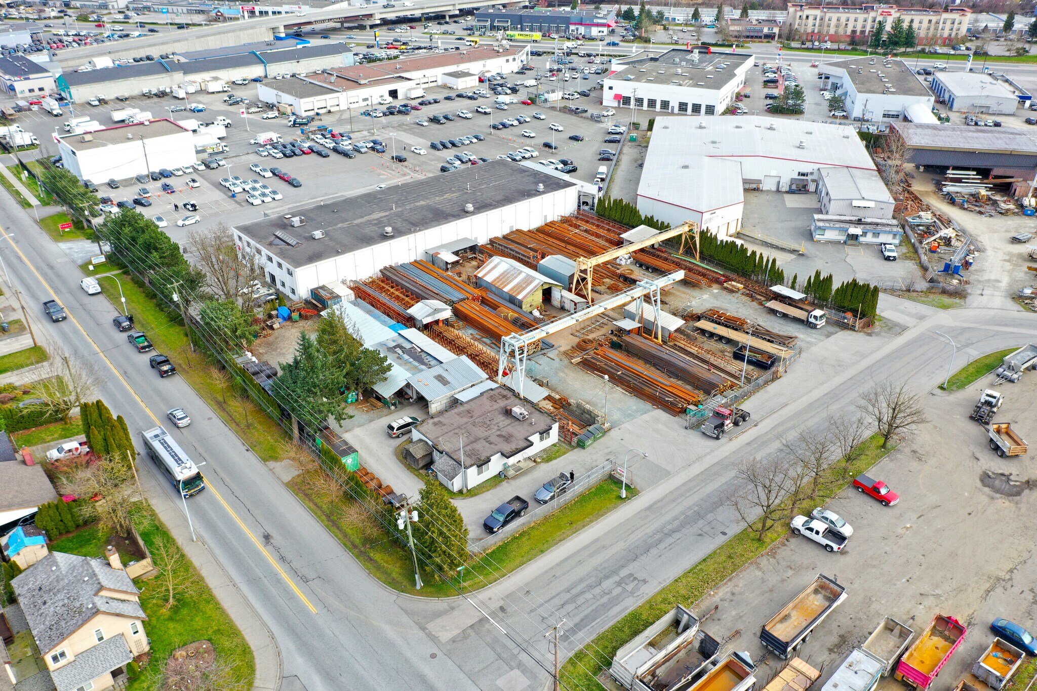 19460 60 Av, Surrey, BC à vendre Photo du bâtiment- Image 1 de 1