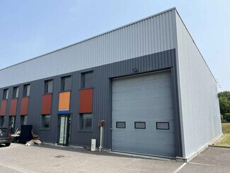 Plus de détails pour 260 Rue Du Companet, Rillieux-la-Pape - Plusieurs types d'espaces à louer