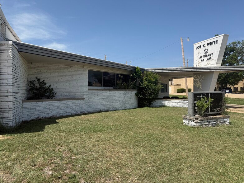 945 W Maple Ave, Duncan, OK à vendre - Photo du bâtiment - Image 2 de 18