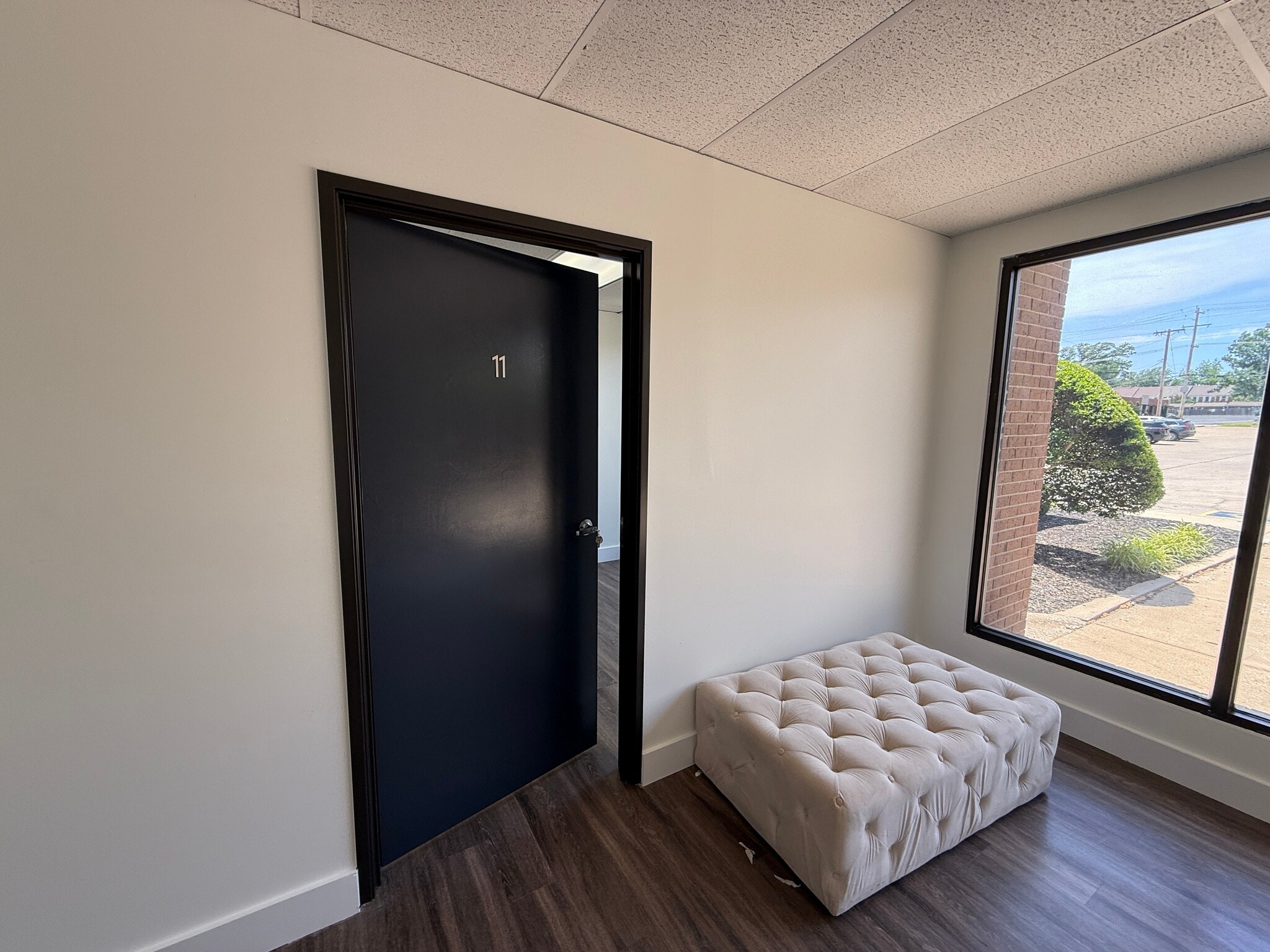 4625-4629 S Harvard Ave, Tulsa, OK for lease Interior Photo- Image 1 of 8