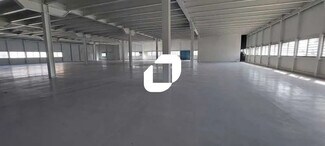 Plus de détails pour Local d'activités à louer