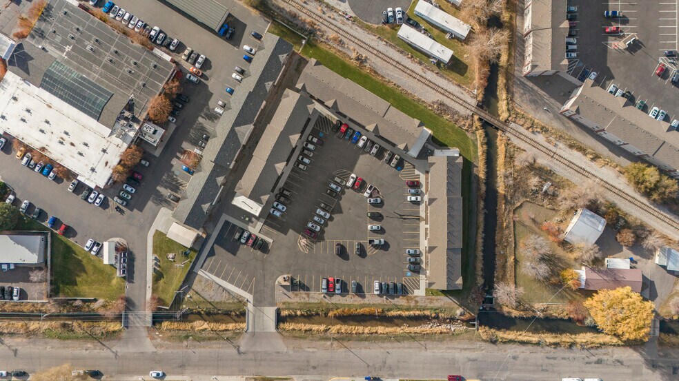 332 S 4th W, Rexburg, ID à vendre - Photo du bâtiment - Image 2 de 6