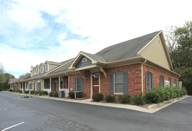 Plus de détails pour 701 W Main St, Jamestown, NC - Bureau à louer