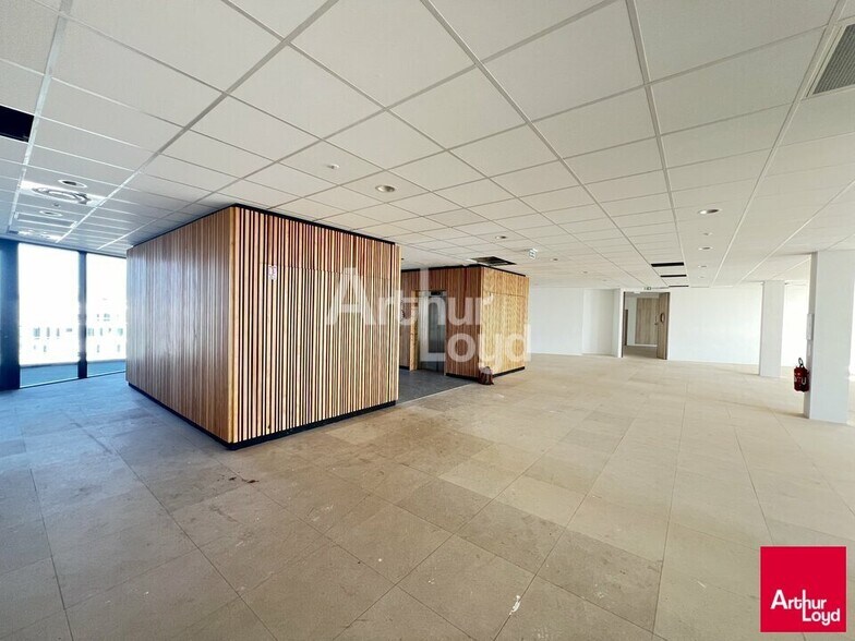 Bureau dans Cesson-Sévigné à louer - Photo du bâtiment - Image 2 de 5