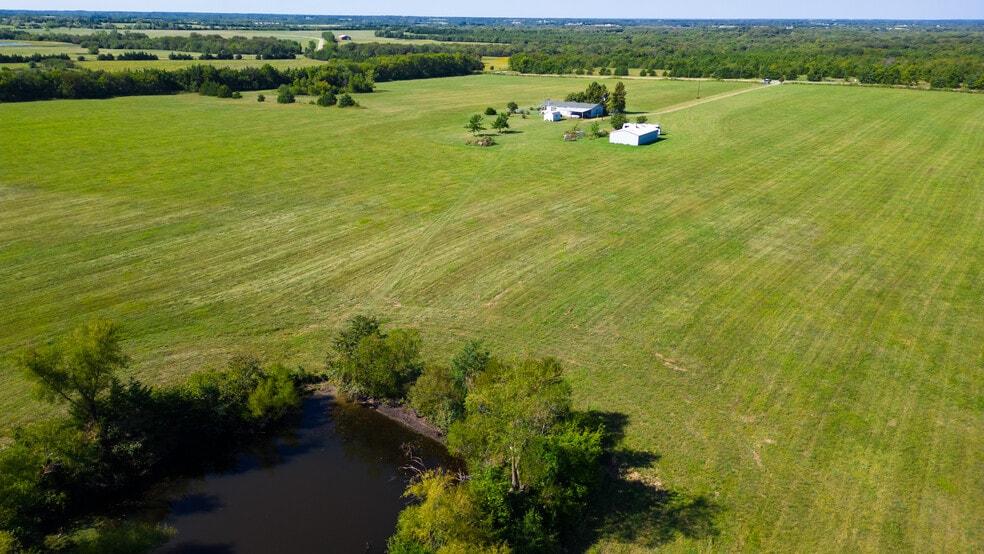 5484 N FM 1743, Windom, TX for sale - Building Photo - Image 3 of 7