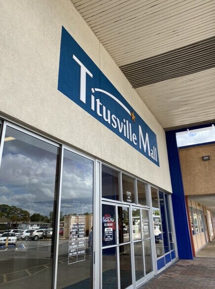 3550 S Washington Ave, Titusville, FL à louer - Photo du bâtiment - Image 2 de 5