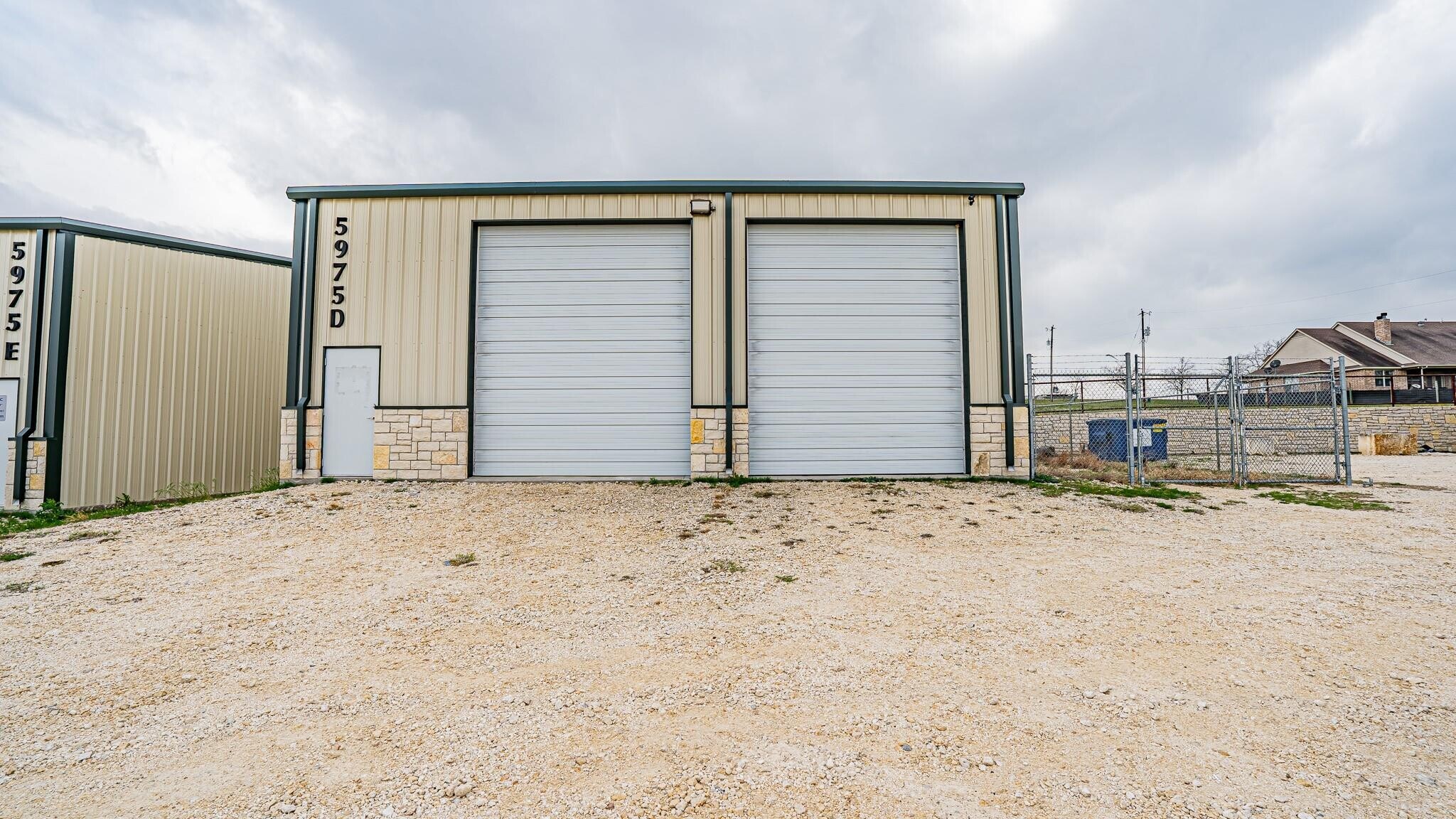 5975 Stacy Ln, Weatherford, TX à louer Photo du bâtiment- Image 1 de 11