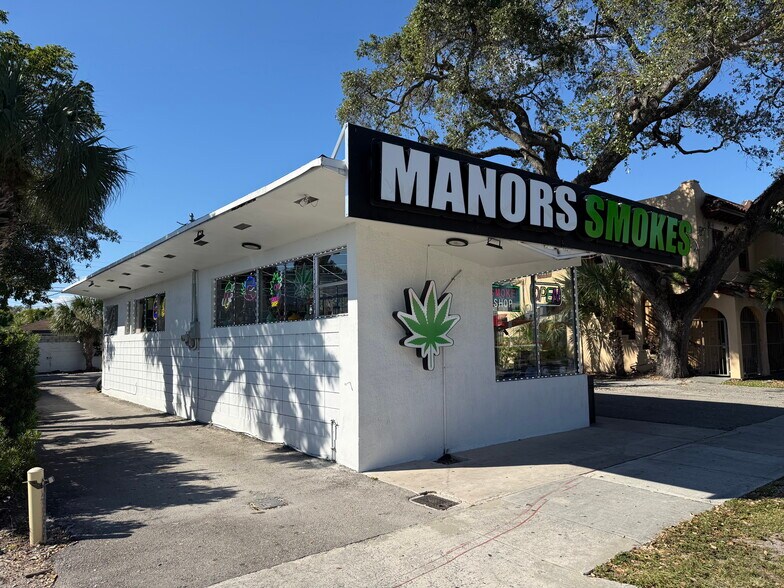 1525 NE 4th Ave, Fort Lauderdale, FL à vendre - Photo du bâtiment - Image 3 de 14