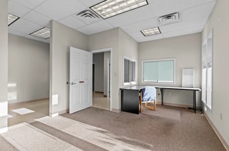 35-39 Kennedy Dr, Putnam, CT à louer Photo intérieure- Image 2 de 14