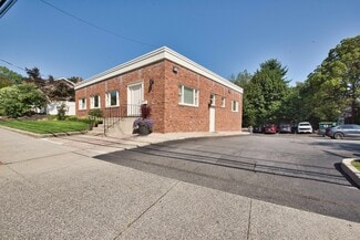 More details for 121 Pulaski Rd, Kings Park, NY - Office for Sale